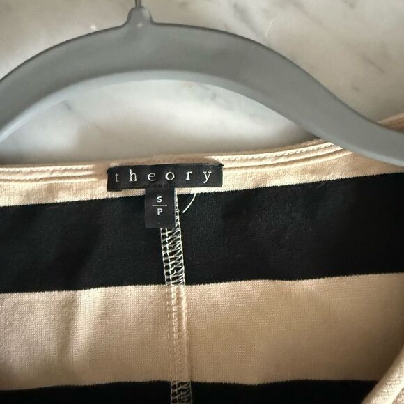Theory Size Small Striped Off White and Black Dress Great Condition Non Smoking - Picture 3 of 13